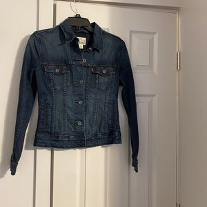 Dark denim Levi jacket